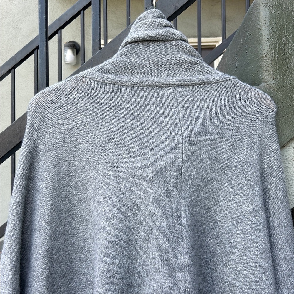 NWT Free People Ellie Scarf Wrap Duster Sweater Kimono Knit Grey Onesize Cozy - Picture 9 of 9
